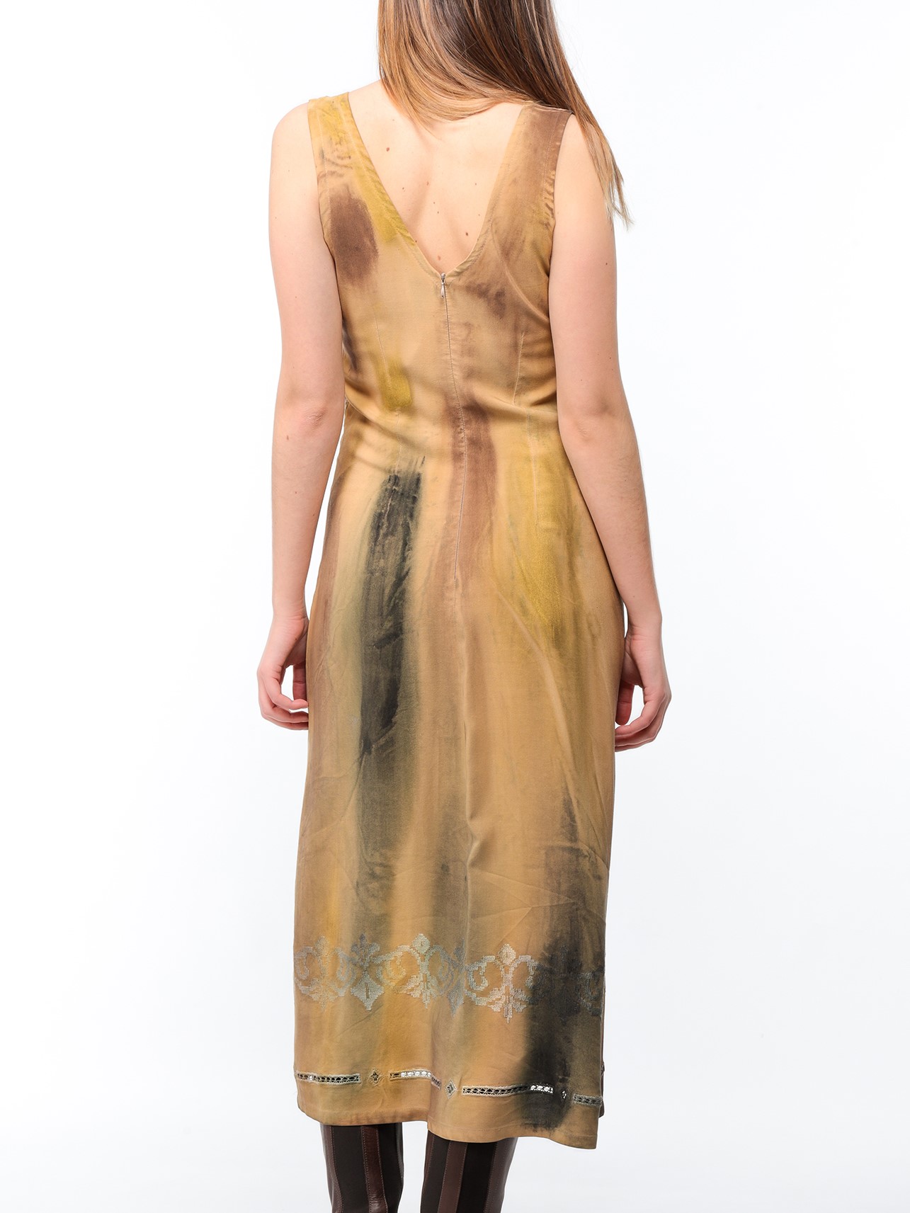 Long trapeze dress in silk and viscose saffron